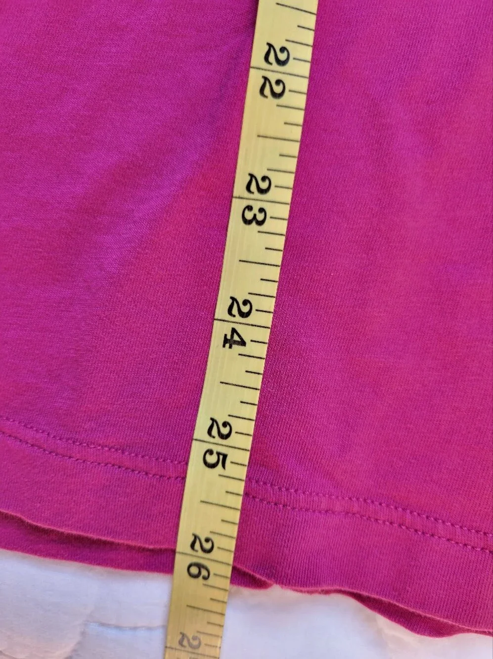 Lululemon Crew Neck Raw Edge Back Seam T-Shirt Magenta Womens 10